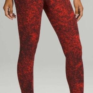 NWT Lululemon WunderTrain HR 25in Sz 2 Autumn Red Black